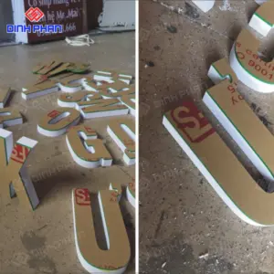 Chữ fomex mặt mica