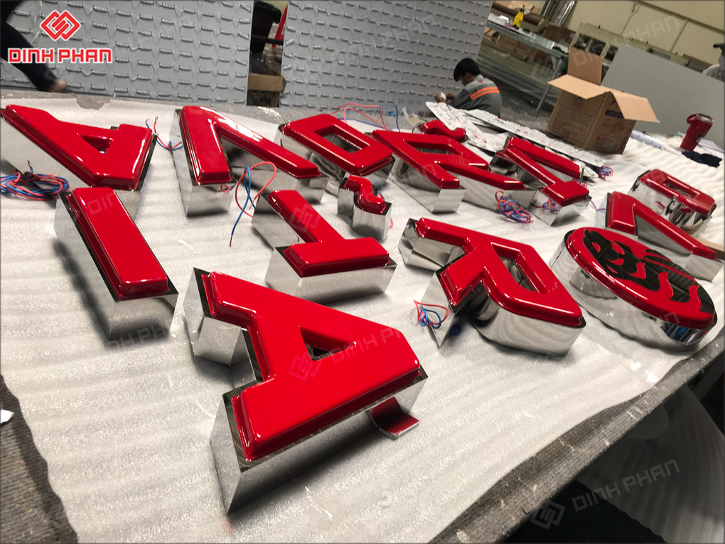 Bảng giá cắt chữ mica