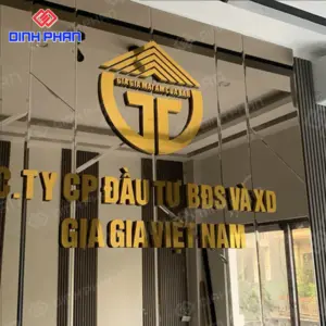 Biển Alu chữ nổi