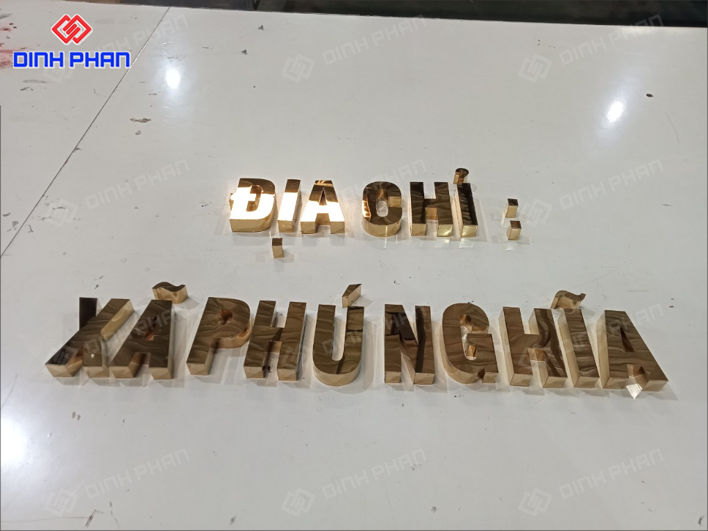 Cách vệ sinh chữ inox