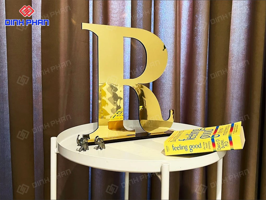 Giá bảng hiệu alu chữ nổi