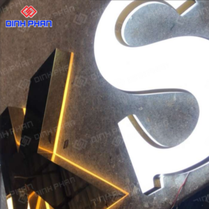 Gia công chữ nổi mica