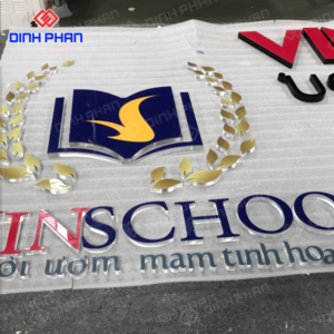 Gia công chữ nổi mica