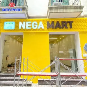 Bảng hiệu hộp đèn chữ nổi