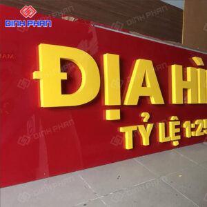 Biển alu chữ nổi mica