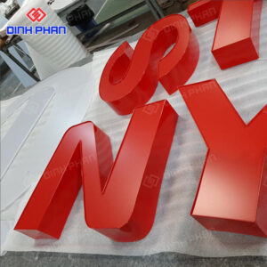 Biển alu chữ nổi mica