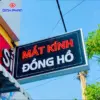 Hộp đèn chữ nổi
