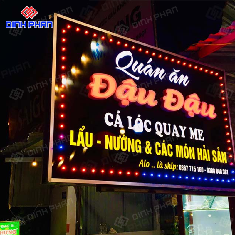 Hộp đèn chữ nổi