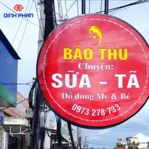 Hộp đèn chữ nổi