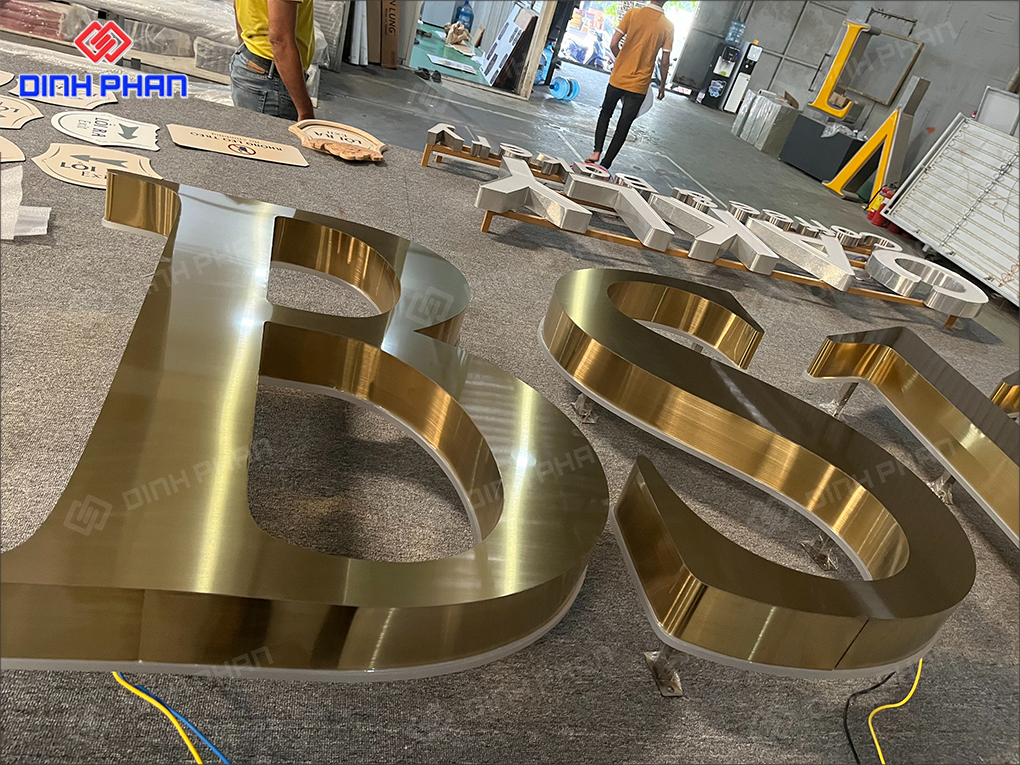 Báo giá chữ inox mạ đồng