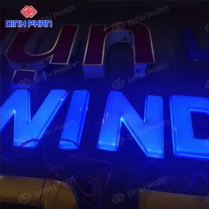 Chữ nổi mica dán tường