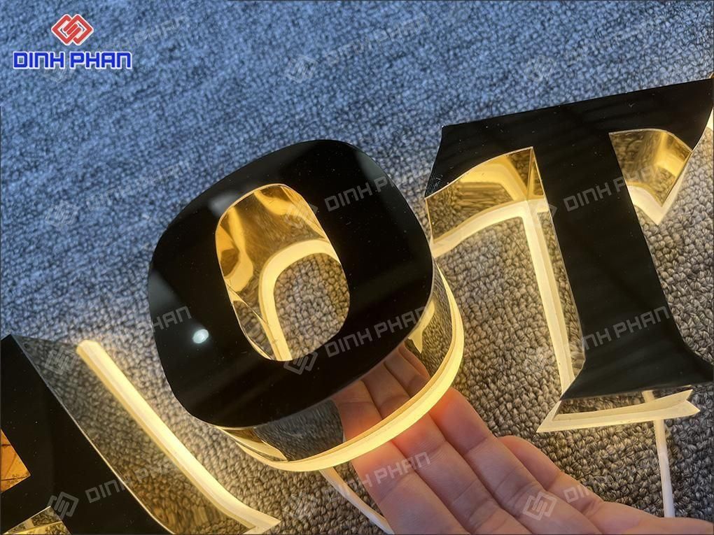 Chữ Inox Đế Mica