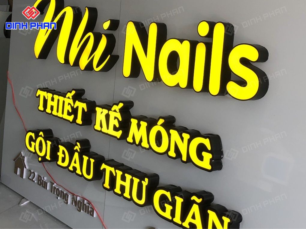 Chữ Mica Sáng Mặt